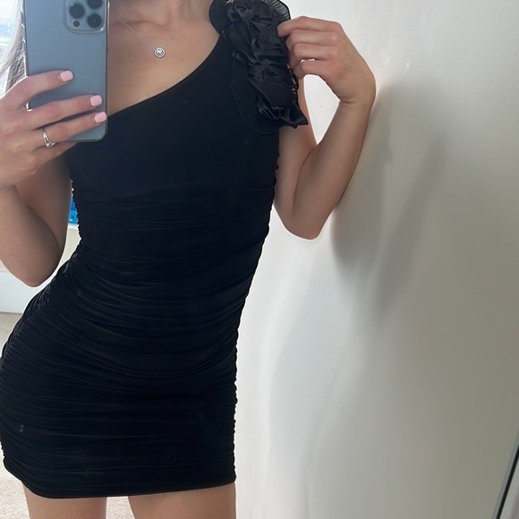 Sold - Picture 3 of 4